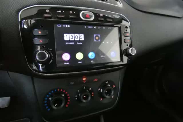 Fiat Punto Evo (2014) thumbnail 4
