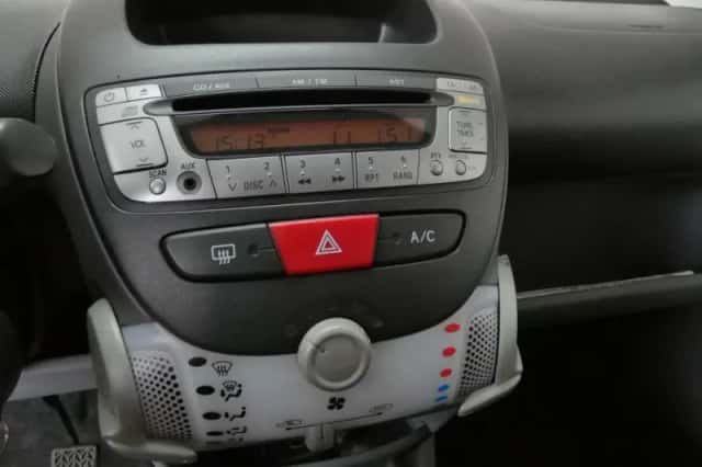 Citroën C1 (2011) thumbnail 4