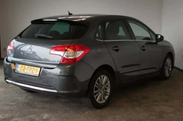Citroën C4 (2012) thumbnail 6