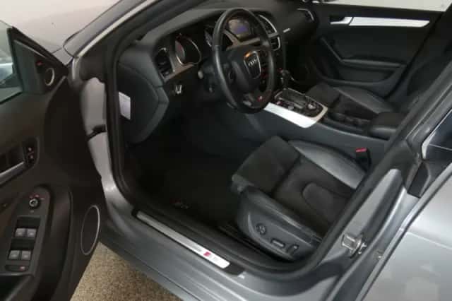 Audi A5 (2011) thumbnail 4