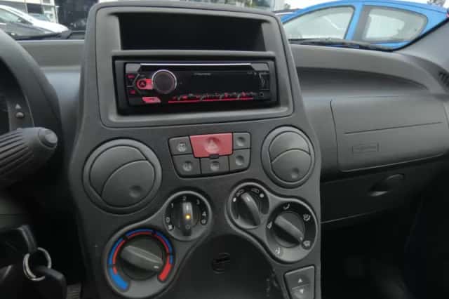 Fiat Panda (2009) thumbnail 4