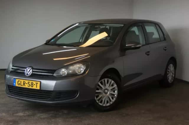 Volkswagen Golf (2009) thumbnail 1