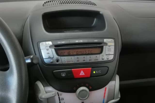 Toyota Aygo (2006) thumbnail 4