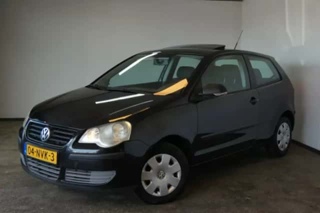 Volkswagen Polo (2006) thumbnail 1