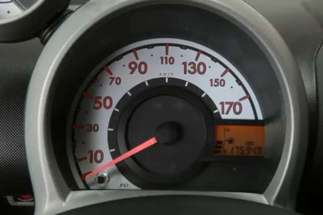 Citroën C1 (2010) thumbnail 5
