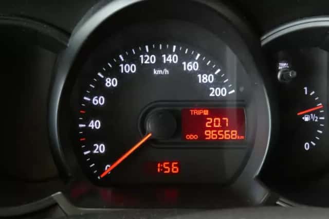 Kia Picanto (2011) thumbnail 4