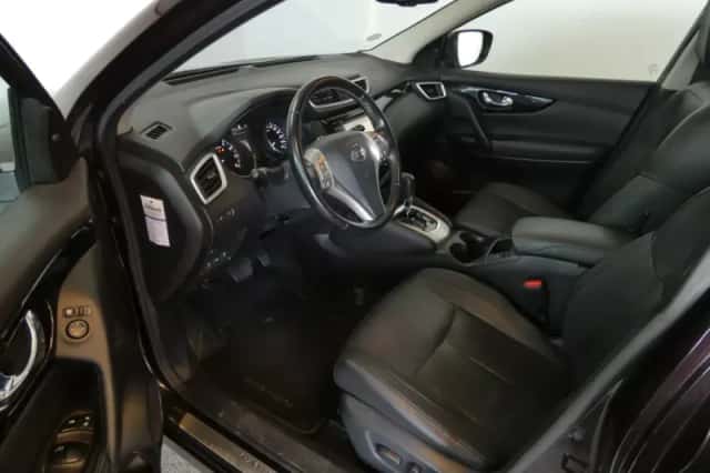 Nissan Qashqai (2015) thumbnail 4