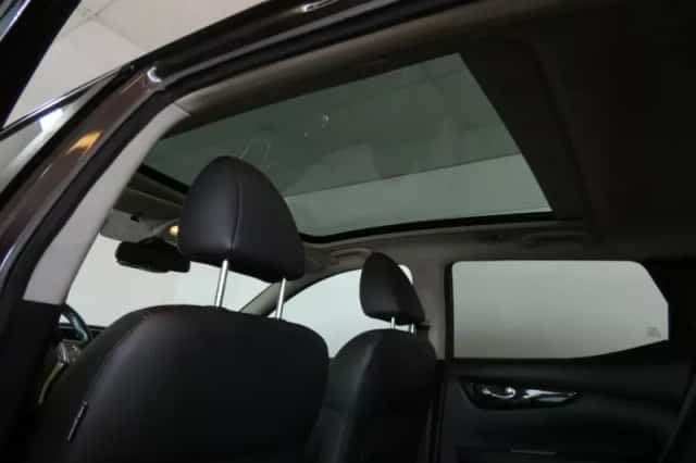 Nissan Qashqai (2015) thumbnail 5