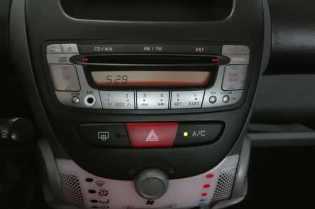 Citroën C1 (2010) thumbnail 5