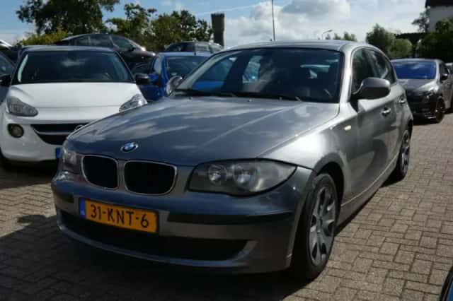 BMW 1-Serie (2010) thumbnail 1