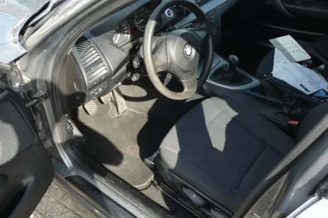 BMW 1-Serie (2010) thumbnail 3
