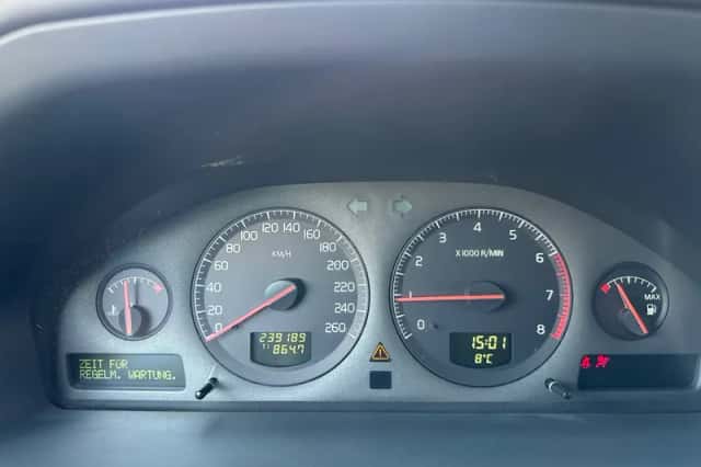 Volvo V70 (2002) thumbnail 5