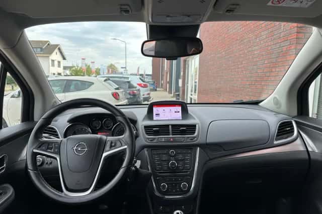 Opel Mokka (2014) thumbnail 3