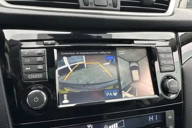 Nissan Qashqai (2015) thumbnail 6