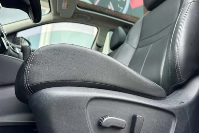 Nissan Qashqai (2015) thumbnail 4