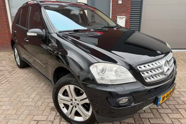 Mercedes-Benz ML-Klasse (2007) thumbnail 1