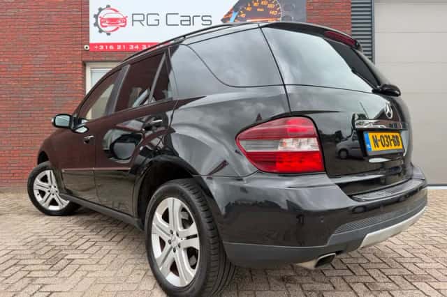 Mercedes-Benz ML-Klasse (2007) thumbnail 2