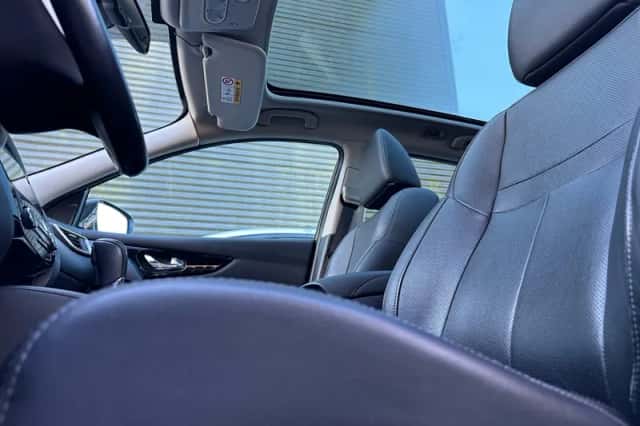 Nissan Qashqai (2015) thumbnail 4