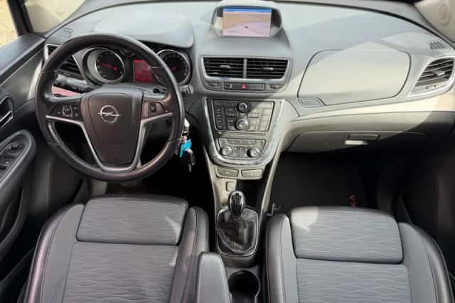Opel Mokka (2015) thumbnail 3