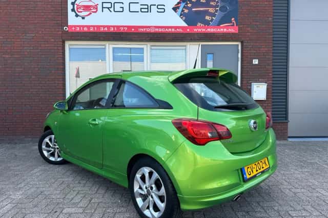 Opel Corsa (2015) thumbnail 2