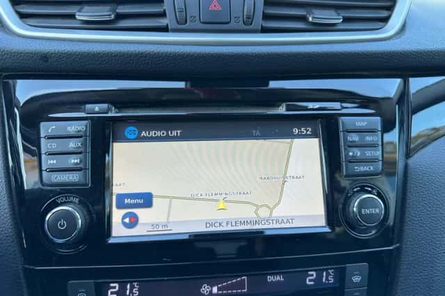 Nissan Qashqai (2015) thumbnail 6