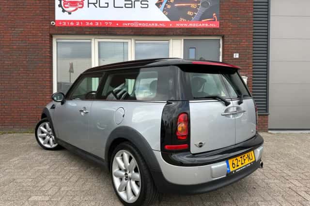 MINI Clubman (2008) thumbnail 2