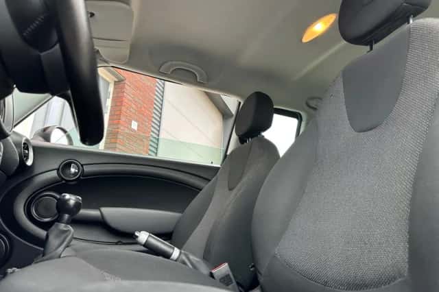 MINI Clubman (2008) thumbnail 4