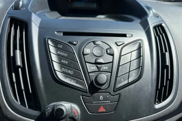 Ford Kuga (2013) thumbnail 5