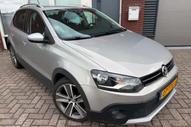 Volkswagen Polo (2012) thumbnail 1