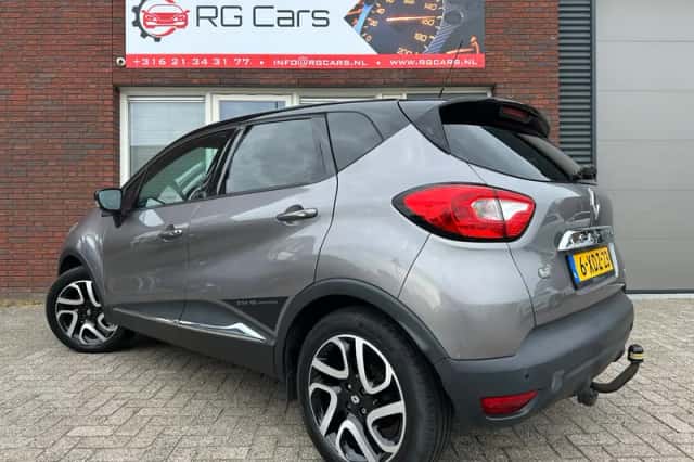 Renault Captur (2014) thumbnail 2