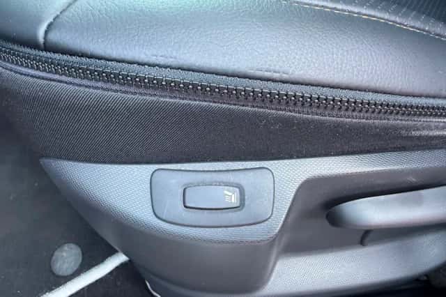 Renault Captur (2014) thumbnail 6