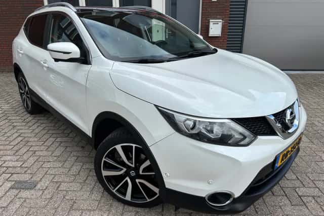 Nissan Qashqai (2017) thumbnail 1