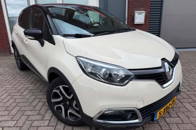 Renault Captur (2014) thumbnail 1