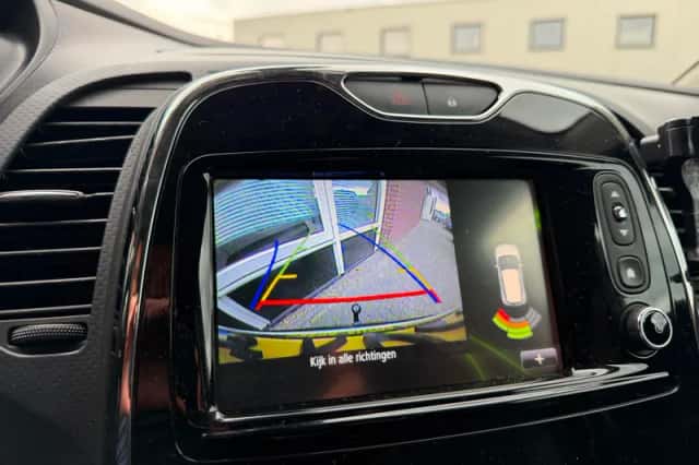 Renault Captur (2014) thumbnail 5