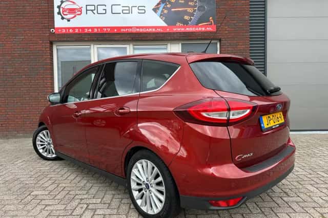 Ford C-Max (2016) thumbnail 2
