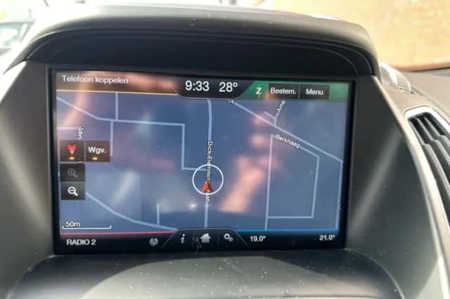 Ford C-Max (2016) thumbnail 5