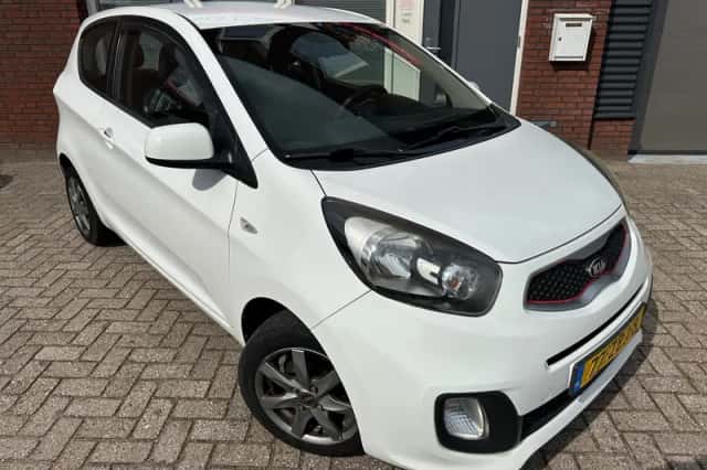 Kia Picanto (2012) thumbnail 1