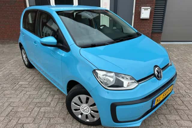 Volkswagen Up! (2017) thumbnail 1