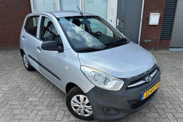 Hyundai i10 (2011) thumbnail 1