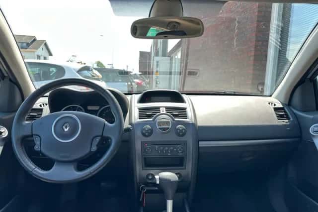 Renault Mégane (2007) thumbnail 3
