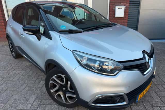 Renault Captur (2013) thumbnail 1