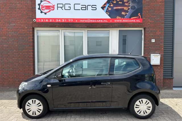 Volkswagen Up! (2012) thumbnail 6