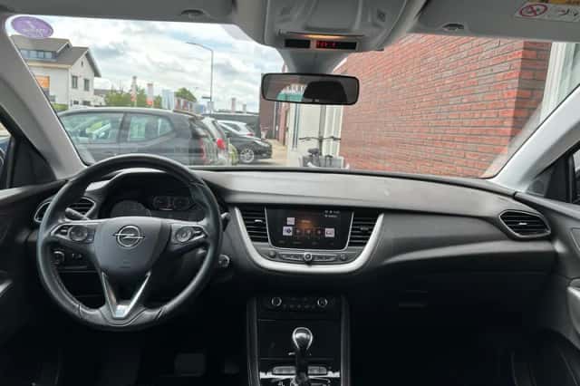 Opel Grandland X (2019) thumbnail 3