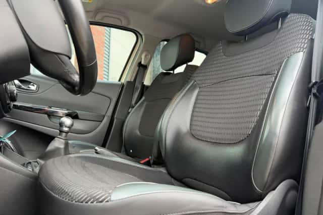 Renault Captur (2016) thumbnail 4