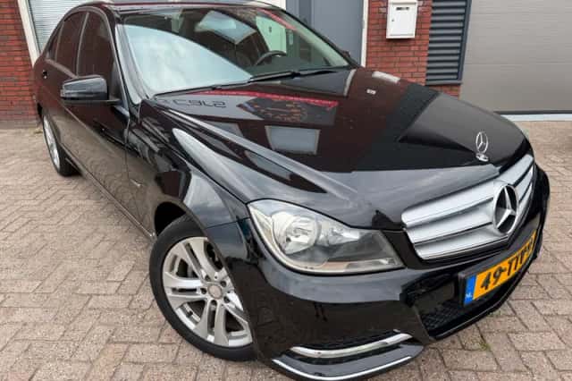 Mercedes-Benz C-Klasse (2012) thumbnail 1