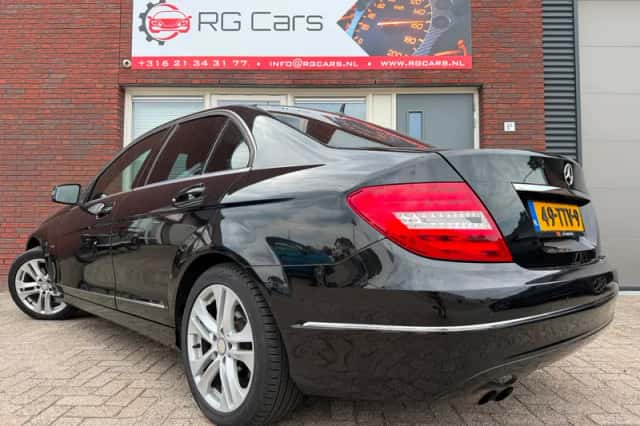 Mercedes-Benz C-Klasse (2012) thumbnail 2