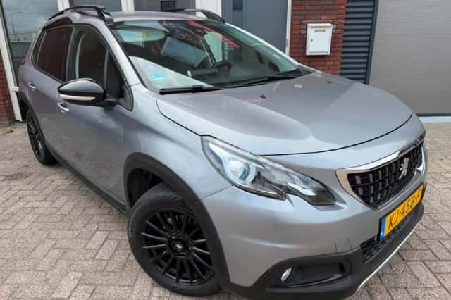 Peugeot 2008 (2016) thumbnail 1