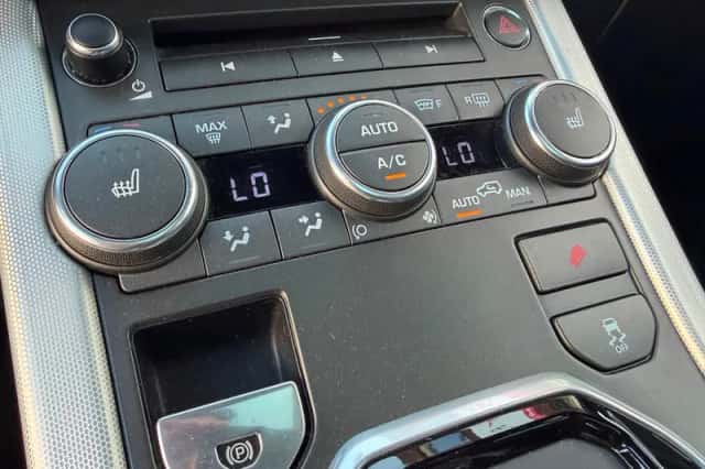 Land Rover Range Rover Evoque (2012) thumbnail 5