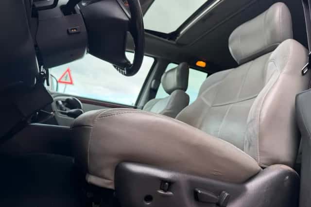 Jeep Grand Cherokee (2003) thumbnail 4