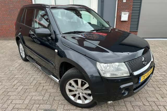 Suzuki Grand Vitara (2007) thumbnail 1